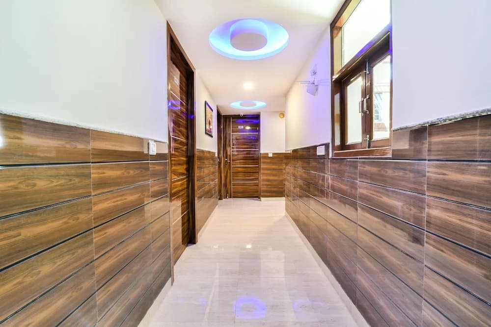 Fabhotel Pearl Suite - photo 8