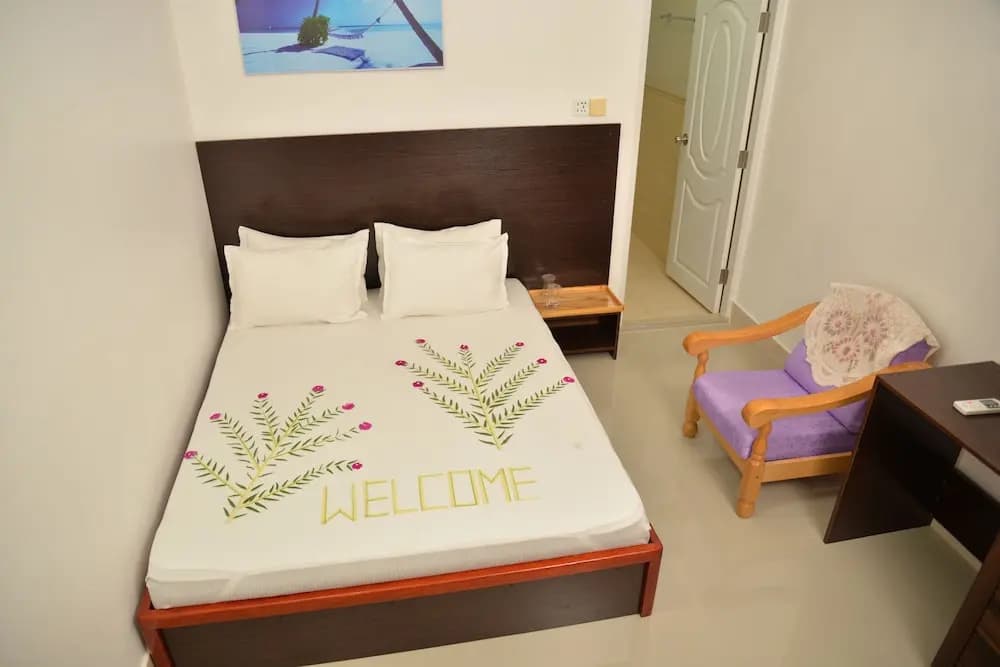 Moodhumaa Inn - photo 3