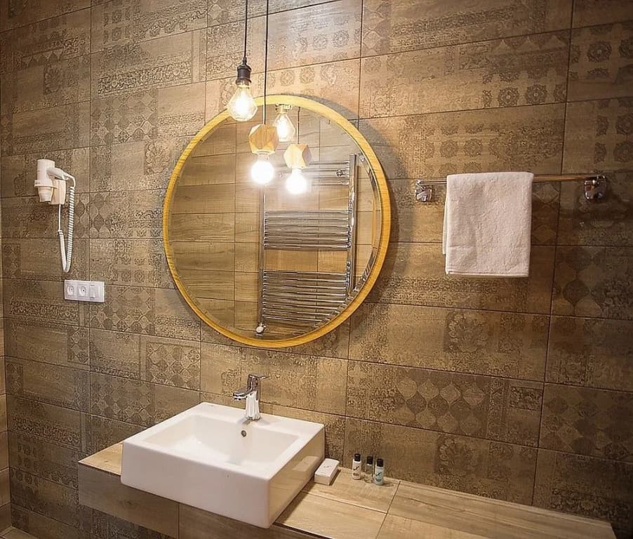 Crowns Hotel - photo 7