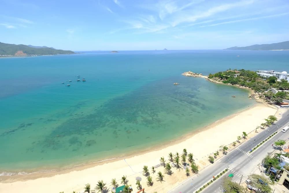 Sunrise Hon Chong Ocean View Apartment - photo 11