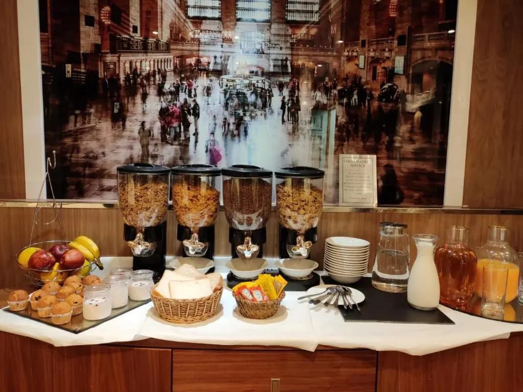 Cheshire Hotel - photo 10