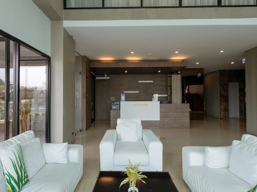 B2 Bangna Premier Hotel - photo 12
