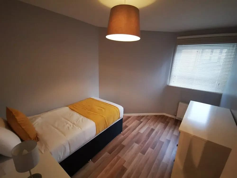 McDonald Road Apartment - photo 3
