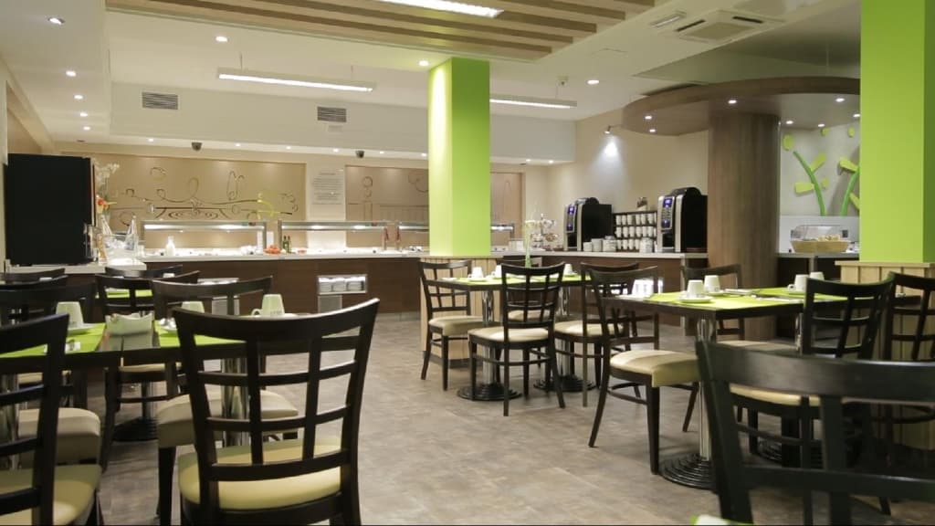 Hotel Puerta de Toledo - photo 22