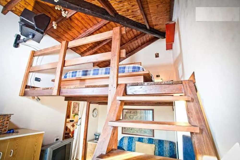 Laura's Brother Terrace - photo 5