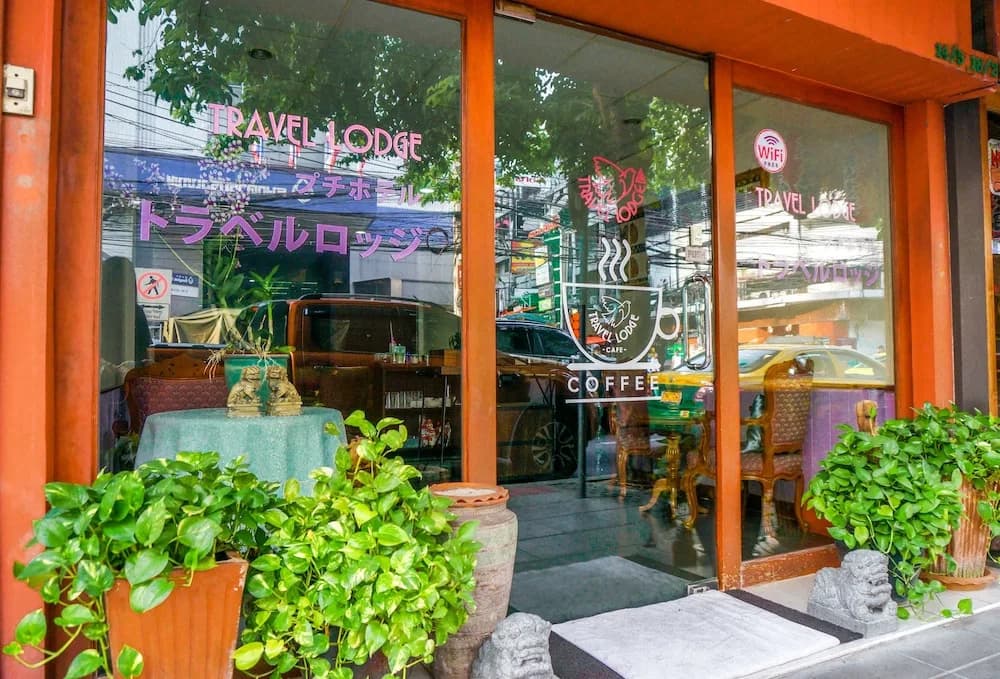 Travel Lodge Suriwongse - Adult only - photo 17