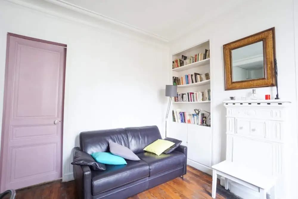 Charming apartment near PERE LACHAISE - photo 2