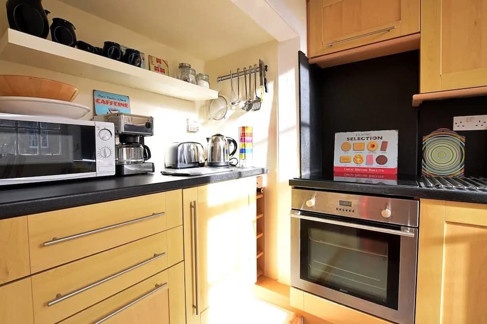 JOIVY Bright New Town 2 bed Apt - 5 Mins to Princes St - photo 14