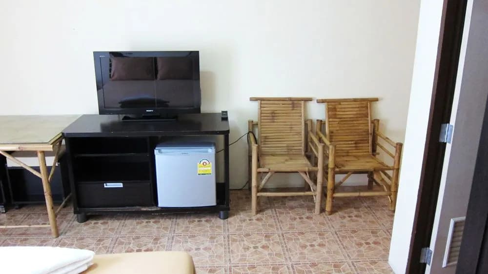 Samal Guesthouse - photo 5