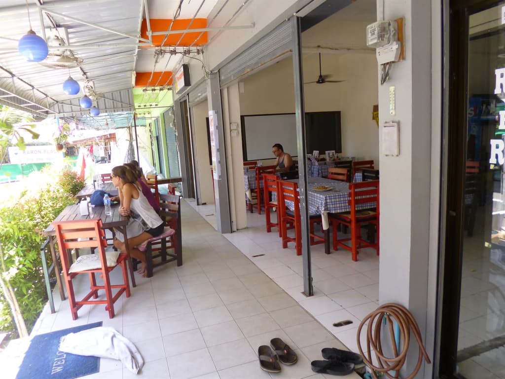 Pineapple Guesthouse Karon - photo 24