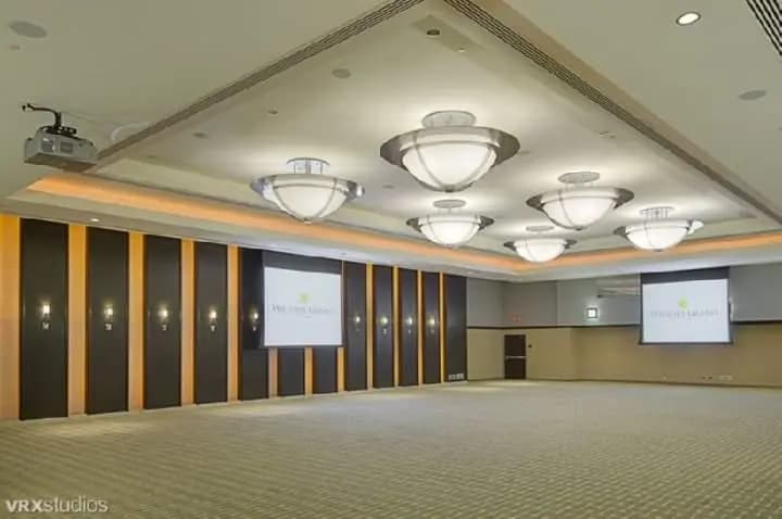 Wilshire Grand - photo 7