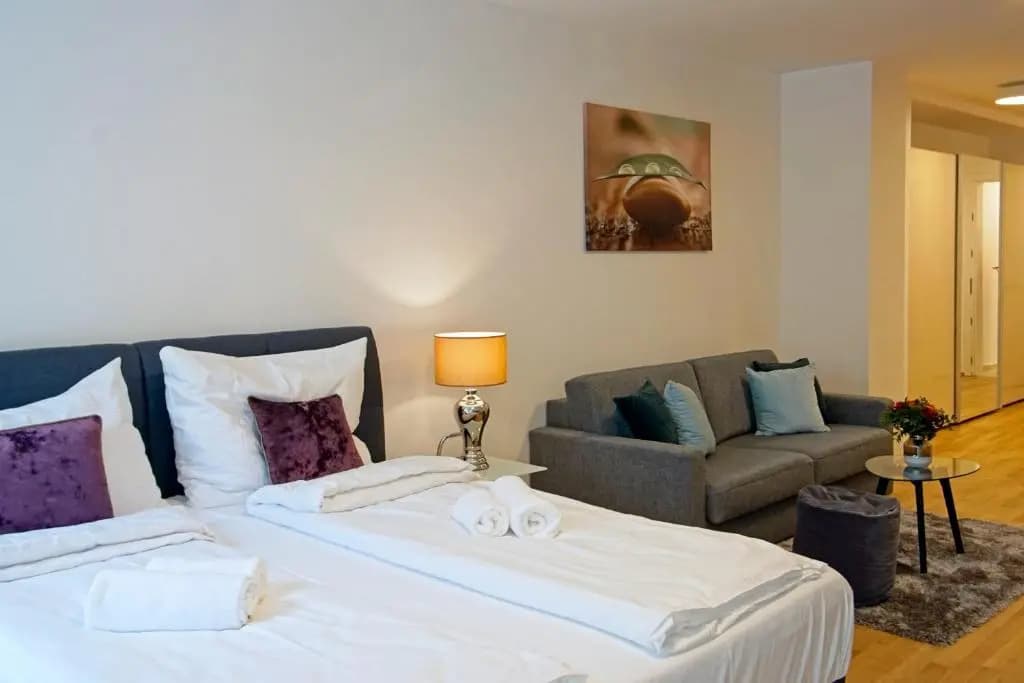 English Theater Apartment at Rathaus - photo 4