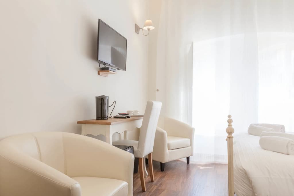 Donna Margherita Rome Suite & Rooms - photo 5