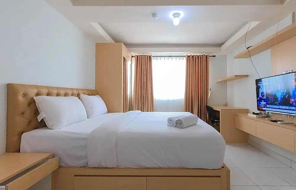 Nice And Comfy Studio At Amethyst Apartment - photo 4