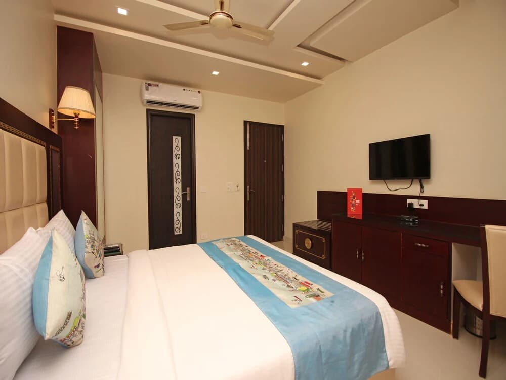OYO Flagship 737 Paschim Vihar - photo 5