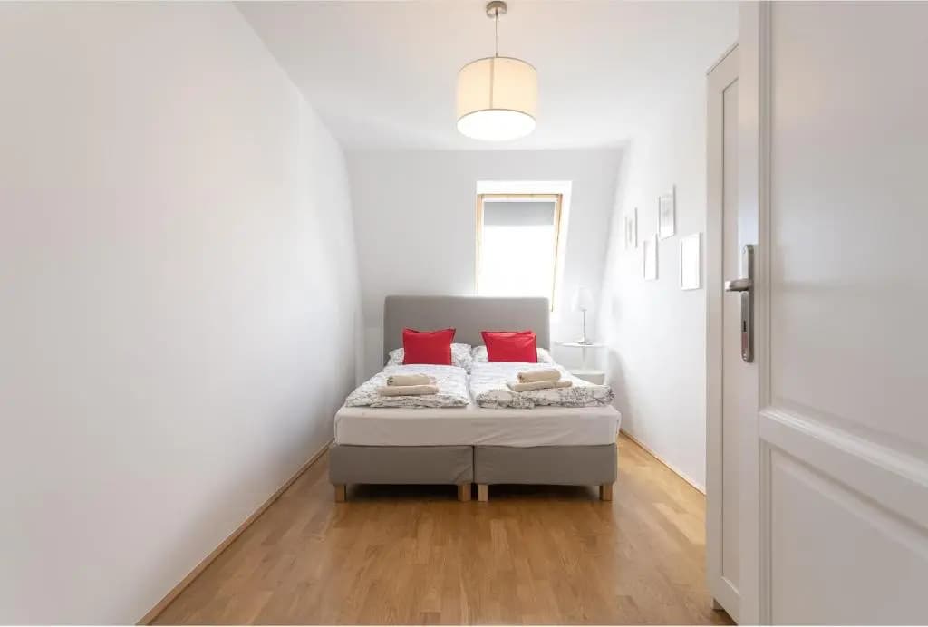 Between Schoenbrunn and City Center Apt 35 - photo 5