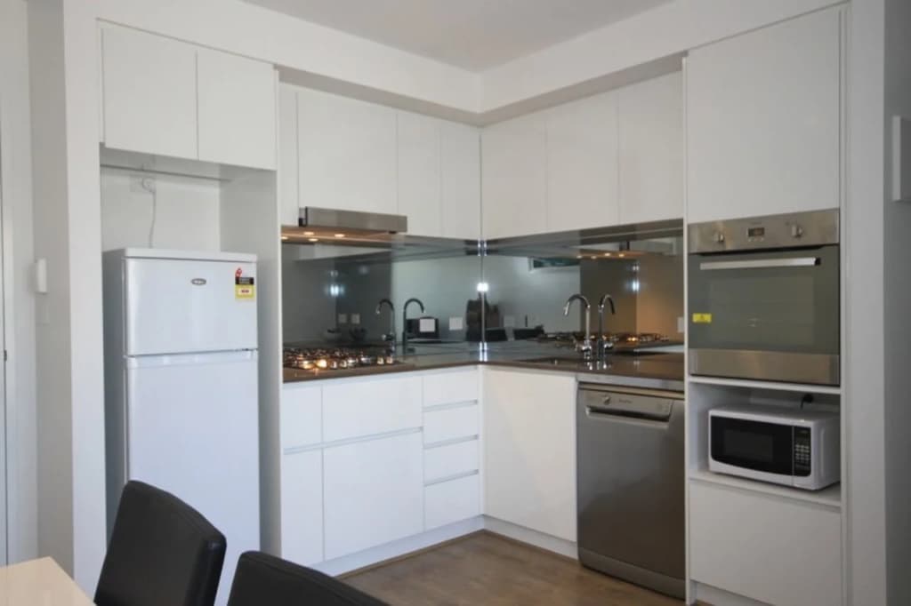 RNR Serviced Apartments North Melbourne - photo 17