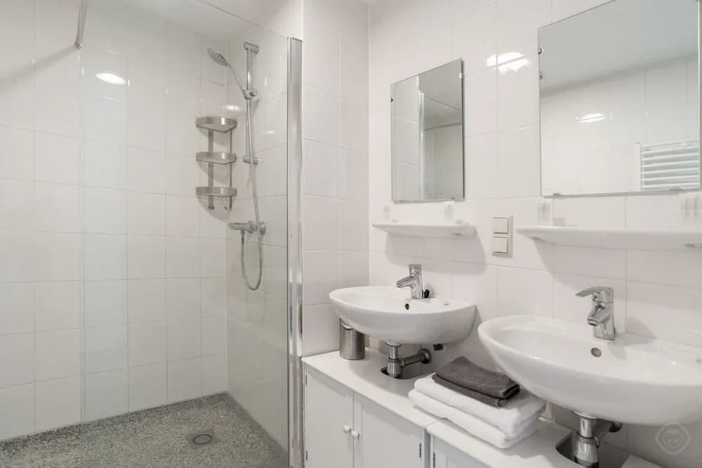 Oud-West Area Apartments - photo 8