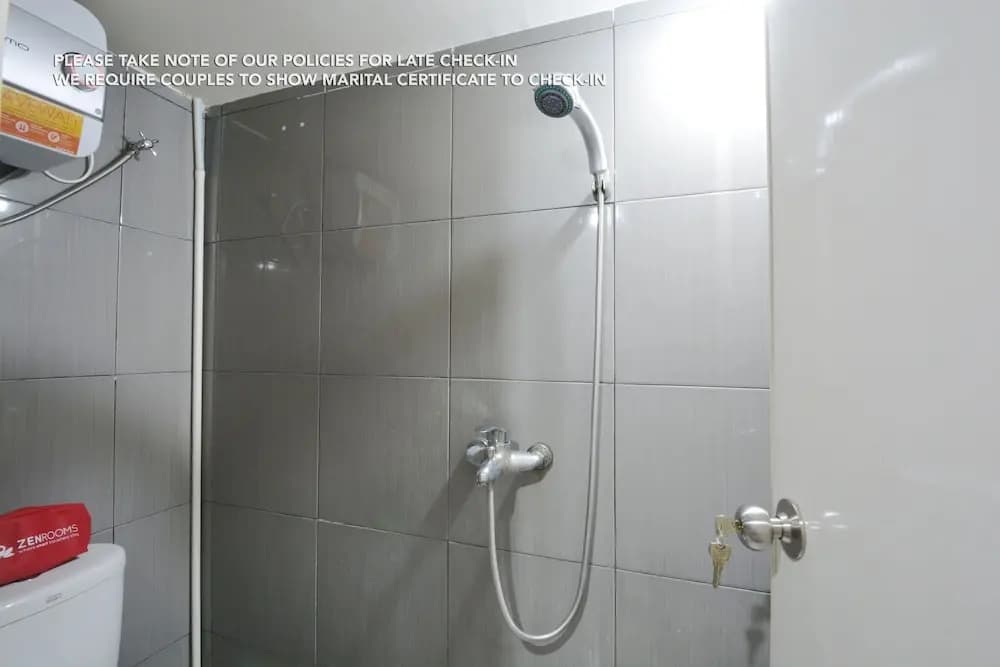 ZEN Rooms Basic Tanjung Duren Syariah - photo 10
