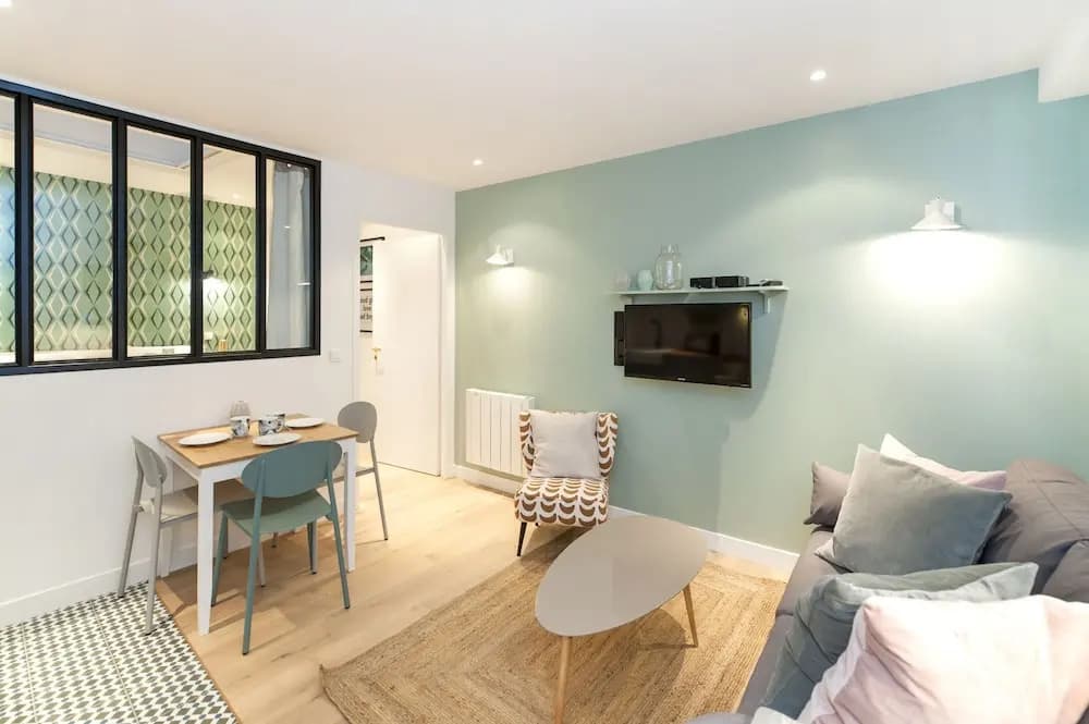 Pick A Flat's Marais Vertus apartments - photo 3