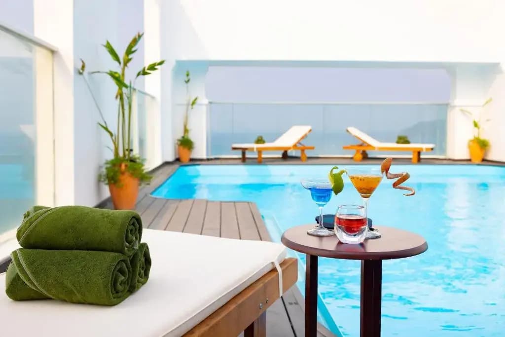 DB Hotel - photo 12