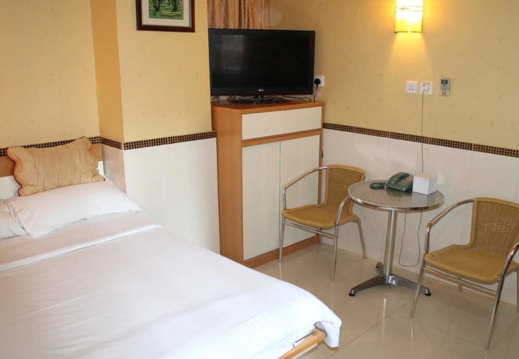 Comfort Lodge, Hong Kong - photo 12