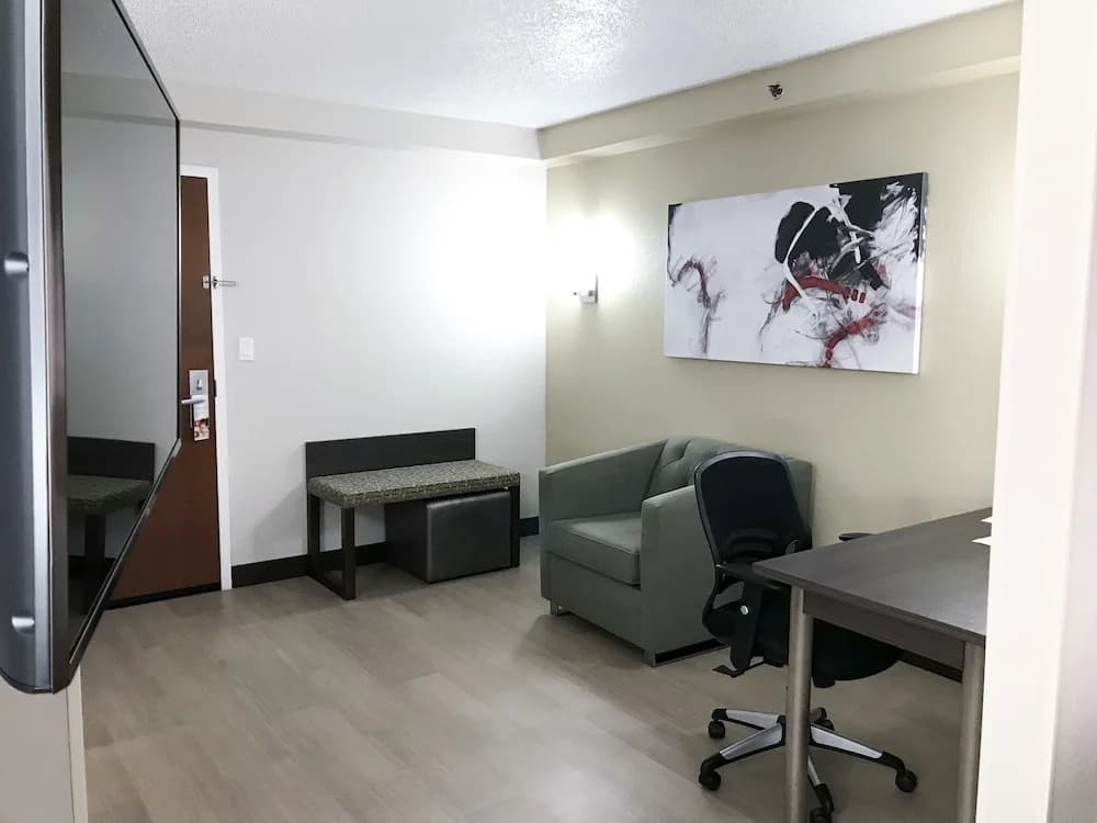 Ramada Suites Orlando Aiport - photo 12