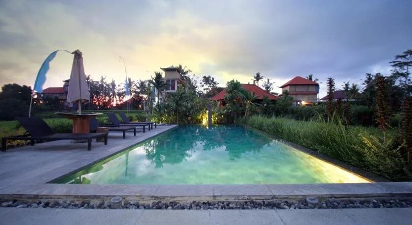 Nur Guest House - photo 12