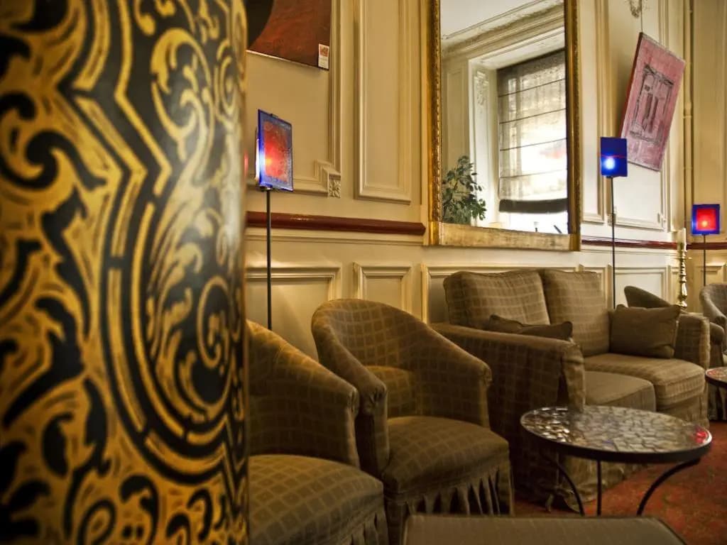 Peyris Opera Hotel - photo 16