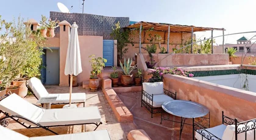 Riad Zohar - main photo