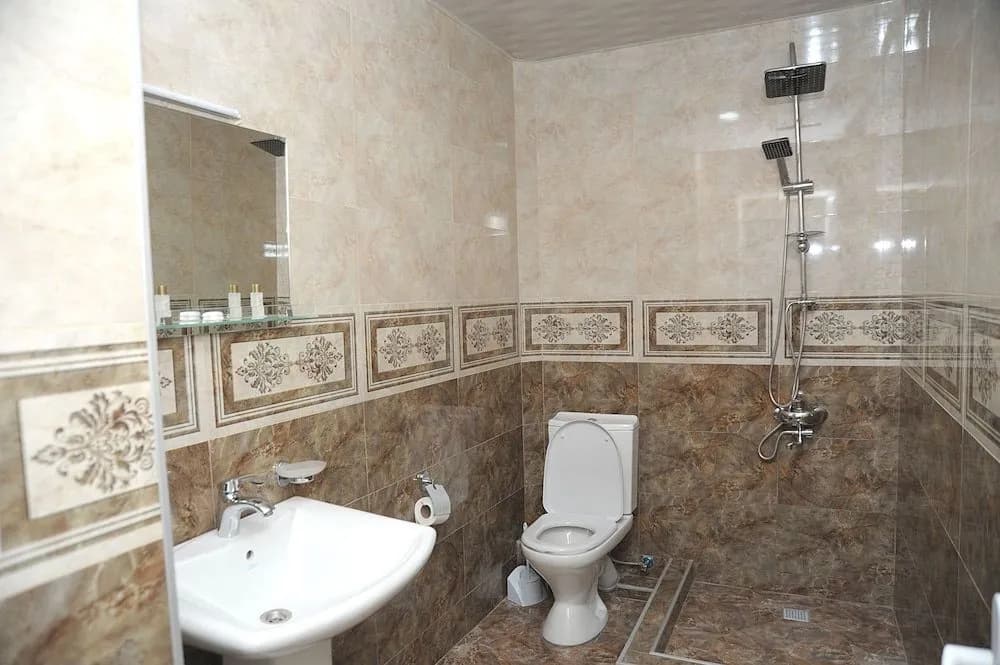 Hotel Grand - photo 7
