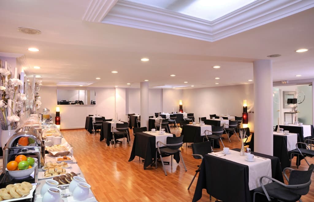 Hotel Abbot - photo 36