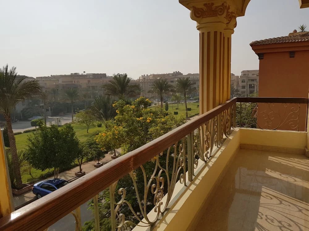 El Choueifat Apartments - photo 15