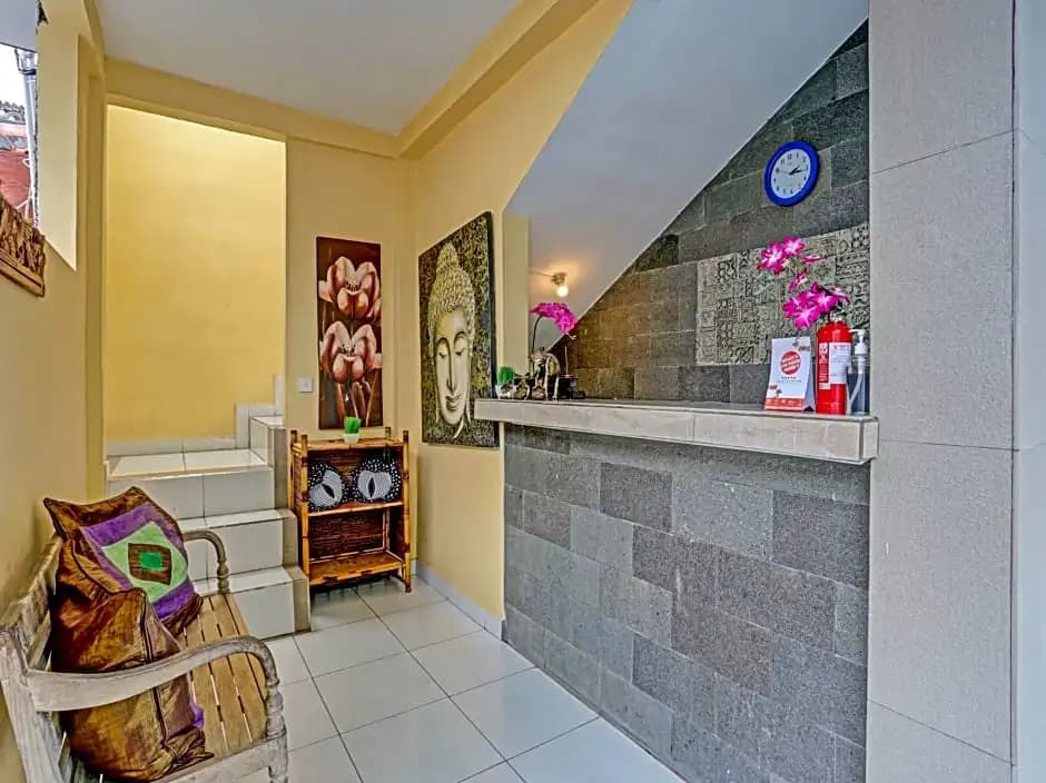 OYO 90155 Landuh Merta Residence - photo 2