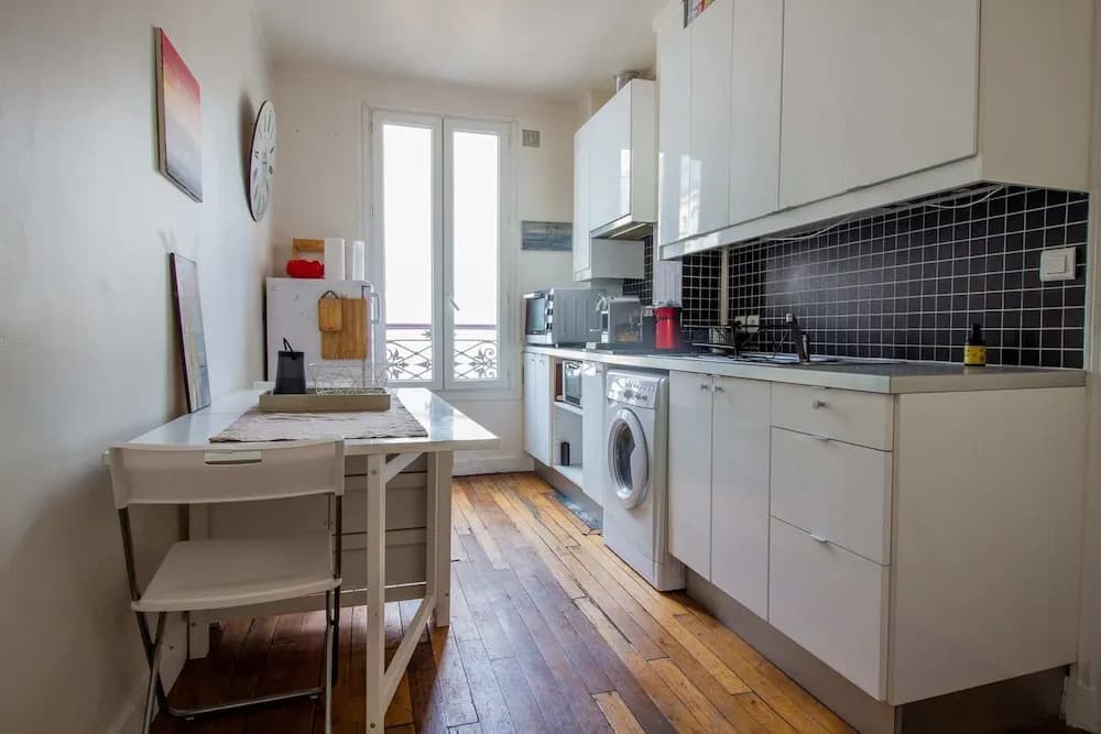 Beautiful apartment in BEAUGRENELLE - photo 9
