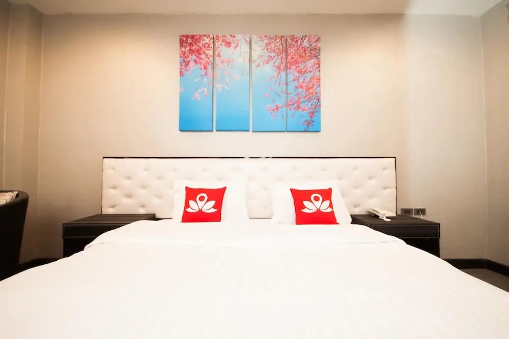 ZEN Premium Sukhumvit 33 - photo 5