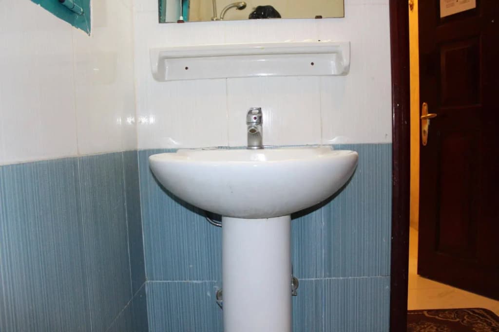 Sutchi Hotel - photo 8