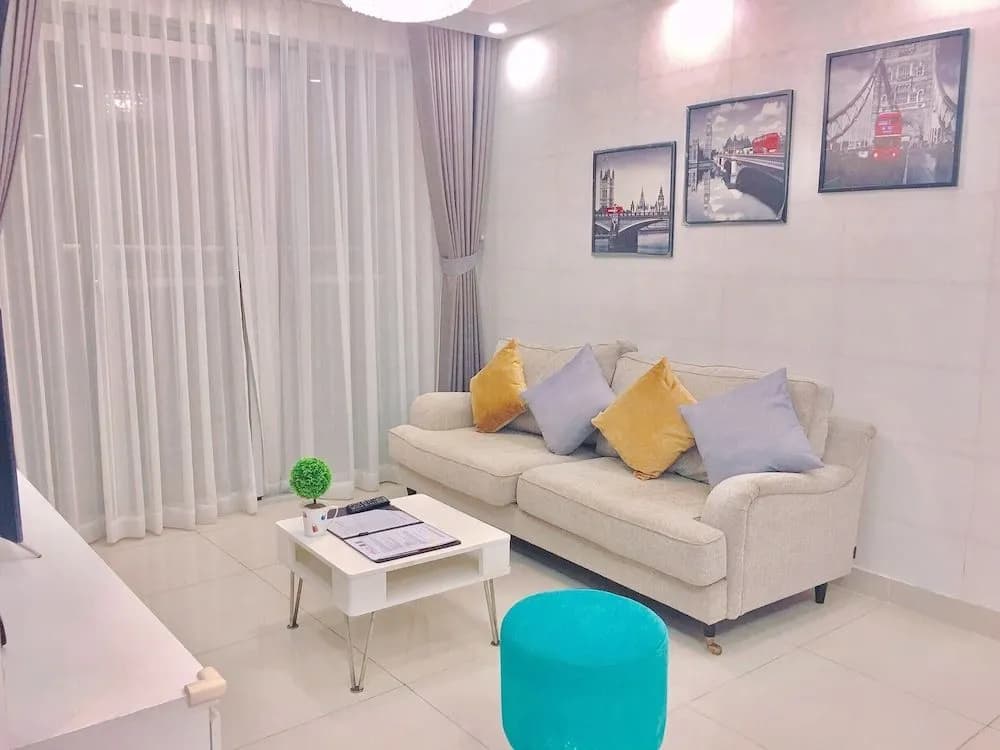 Modern Apartment in Scenic Valley Phu My Hung D7 - photo 8