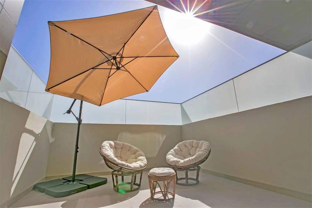 Cozy Studio With Balcony Park View - photo 8