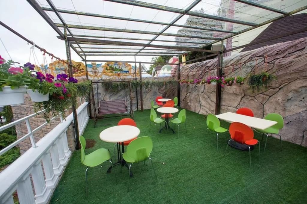 Smurf Inn Homestay - photo 12