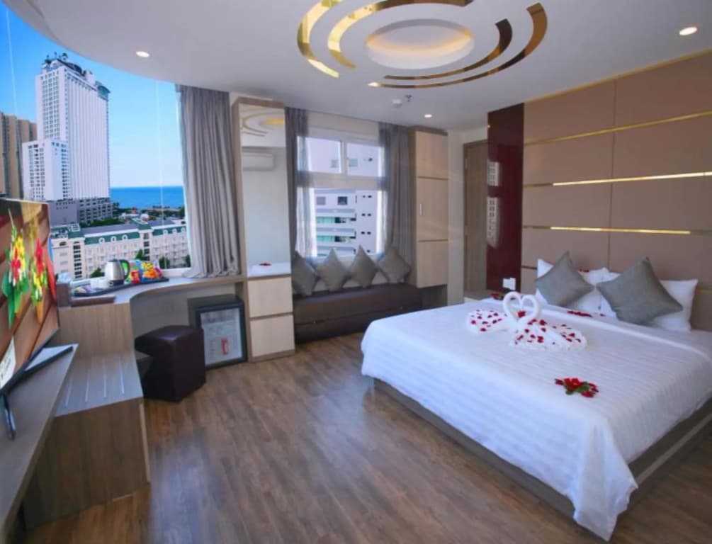 New Sun Hotel - photo 4