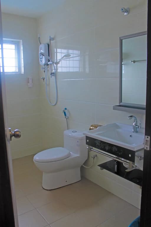 Angsoka Hotel - photo 9