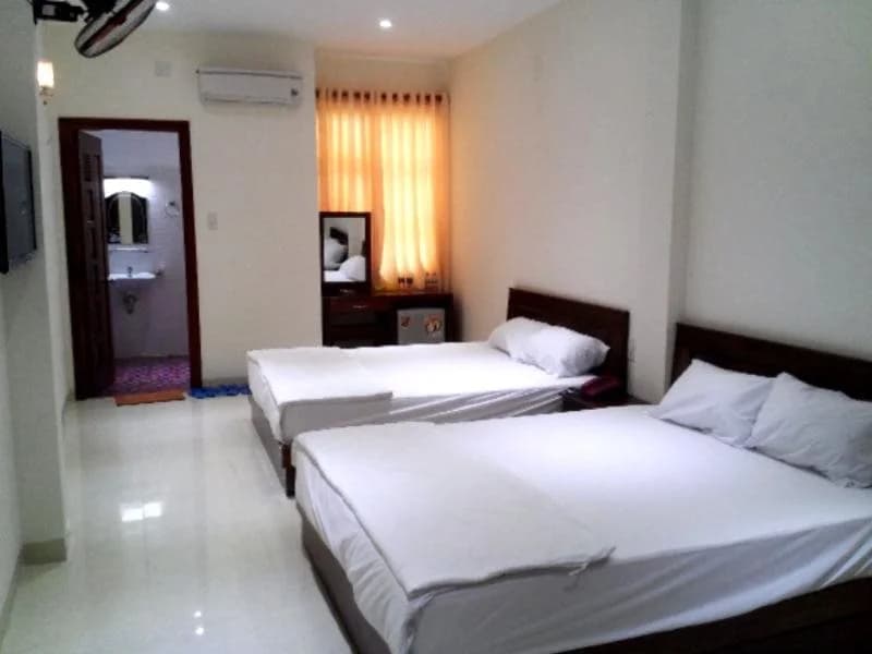 Long Chau Hotel - photo 4