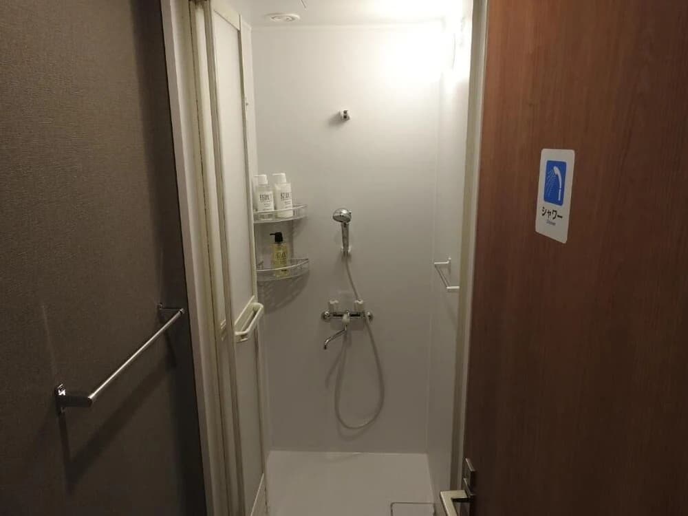 bnb+ Tokyo Tamachi - Hostel - photo 9