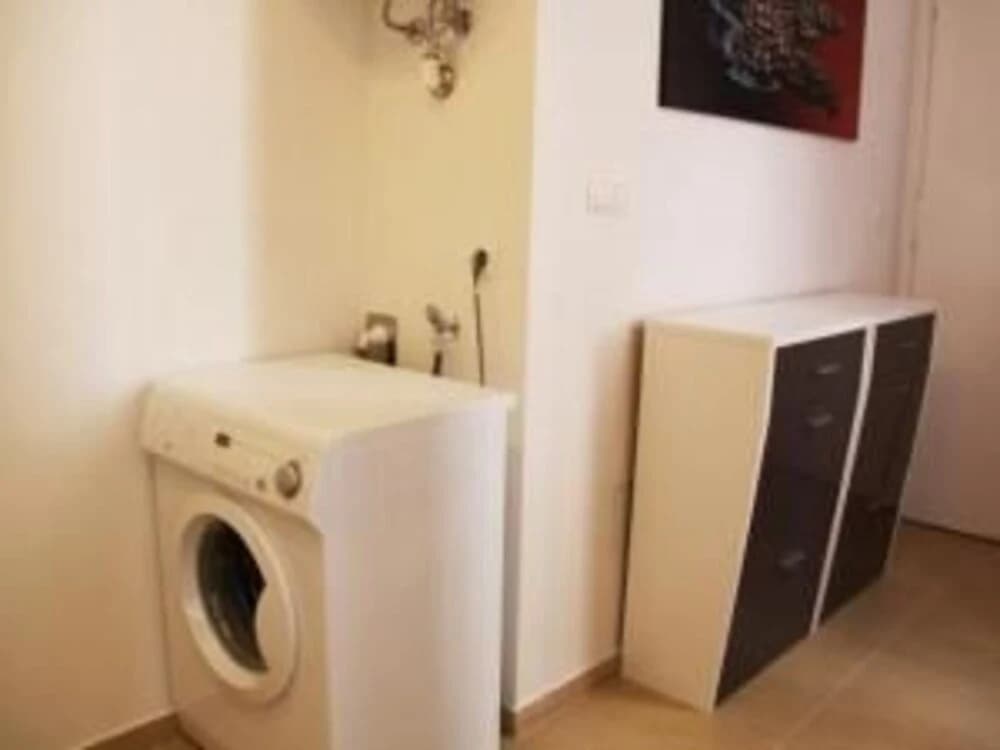 Checkvienna Apartment Kroellgasse - photo 2