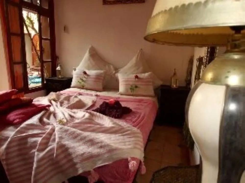 Le Feng Shui Pool and Spa - photo 4
