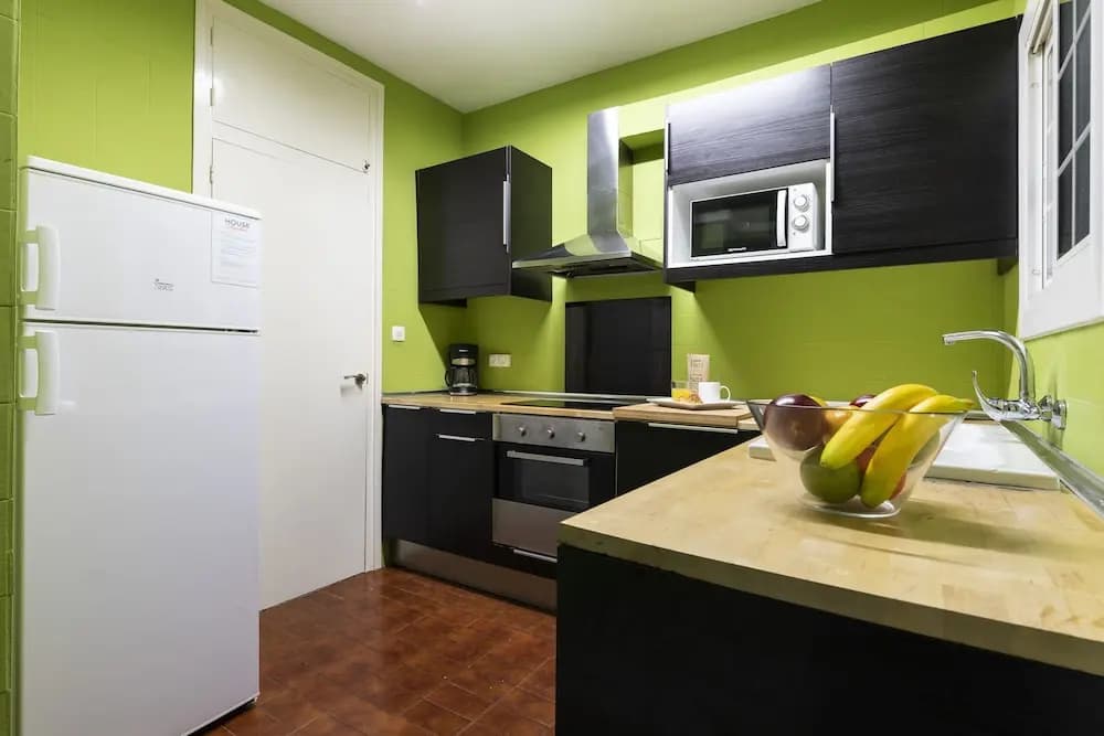 AB Eixample Bocabella Apartment - photo 11