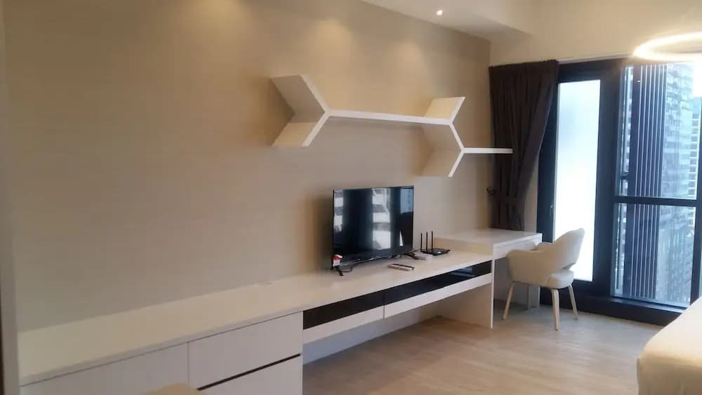 M City Service Suite - photo 3