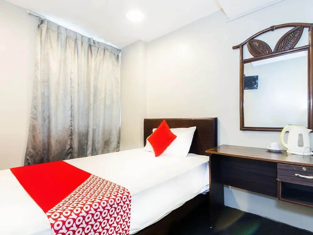 OYO 423 BMS Hotel - photo 6