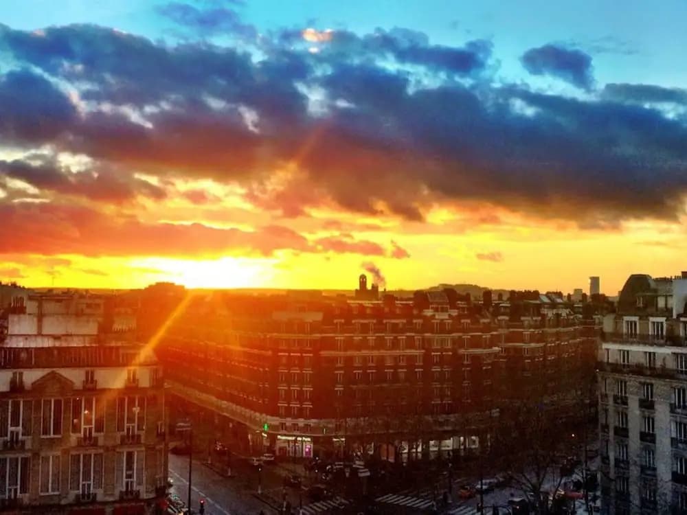 1 Bedroom Apartment With Amazing Views in Paris - photo 8